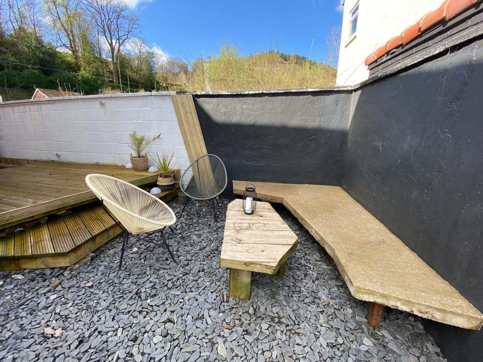 Fern Studio 1 Bedroom Apartment Llangollen Εξωτερικό φωτογραφία